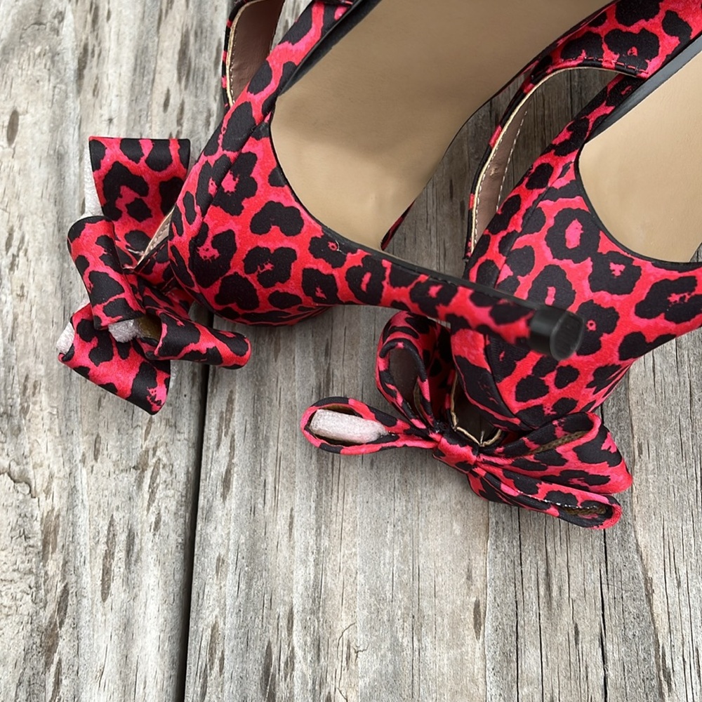 Betsey Johnson Pink Leopard Print Pointed Slingback Pumps - Picture 7 of 8